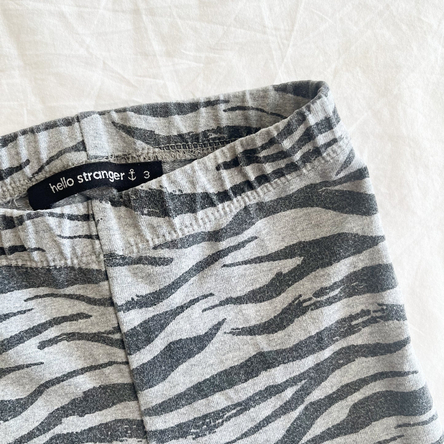 Hello stranger pants, size 3