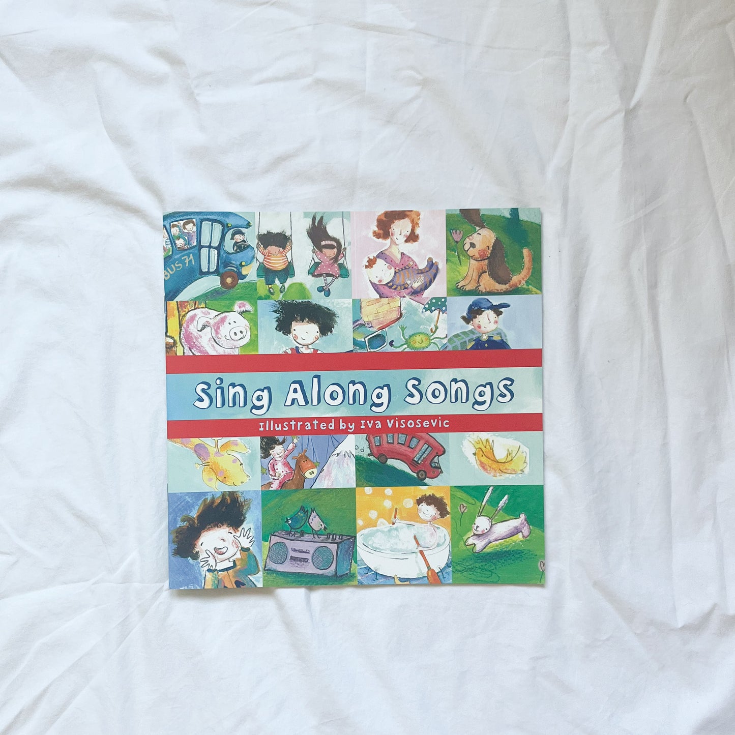 Song book, med-large