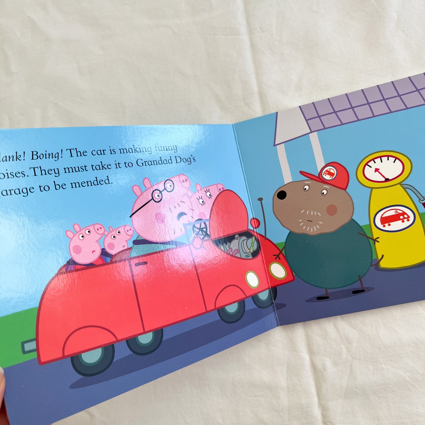 Peppa pig book, small-med