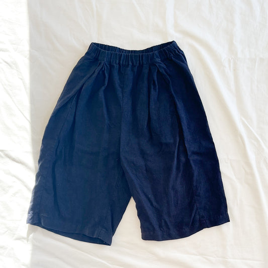 M.Latin linen feel pants, aprox size 5