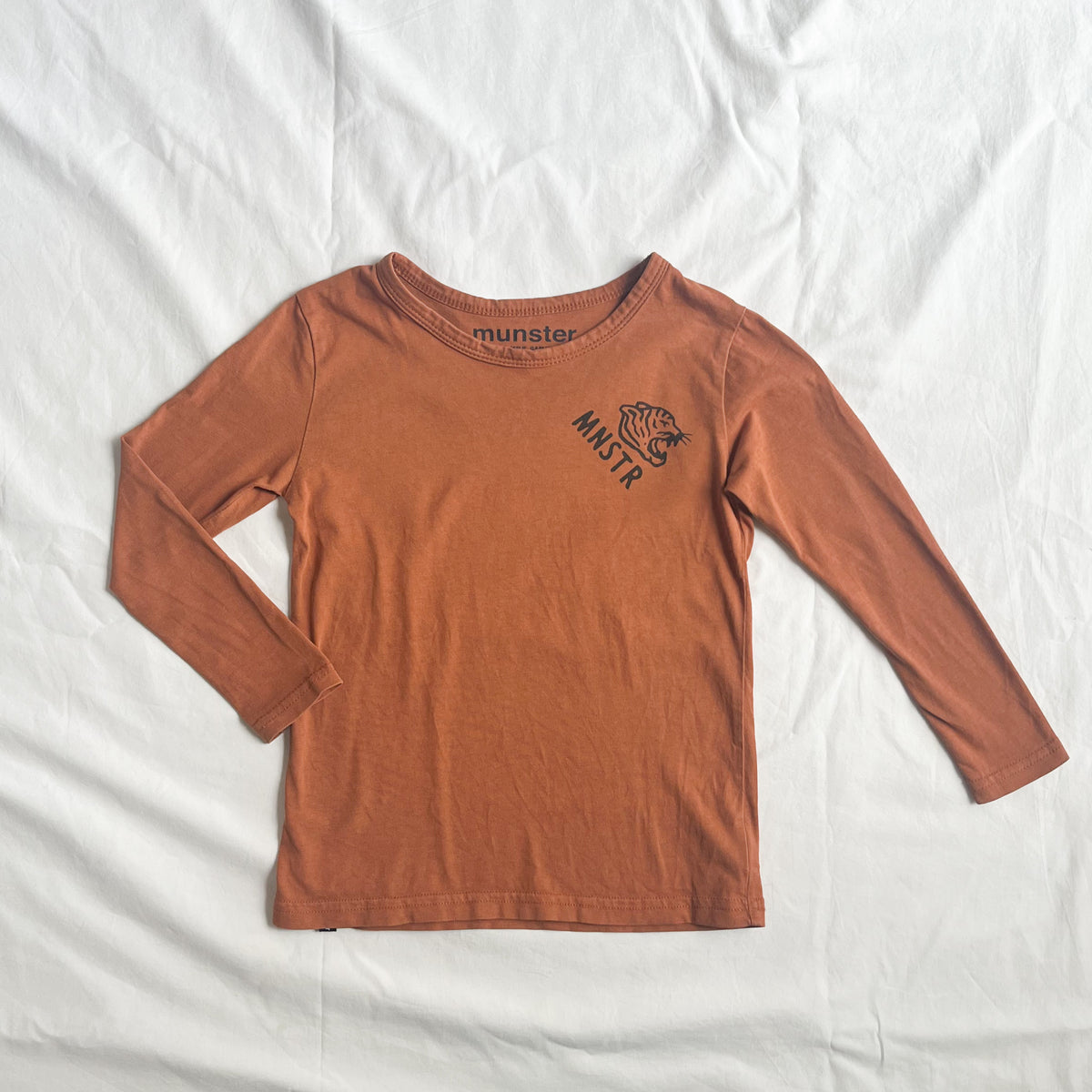 Munster top, size 3