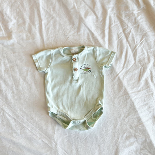Little bundle bodysuit, NB