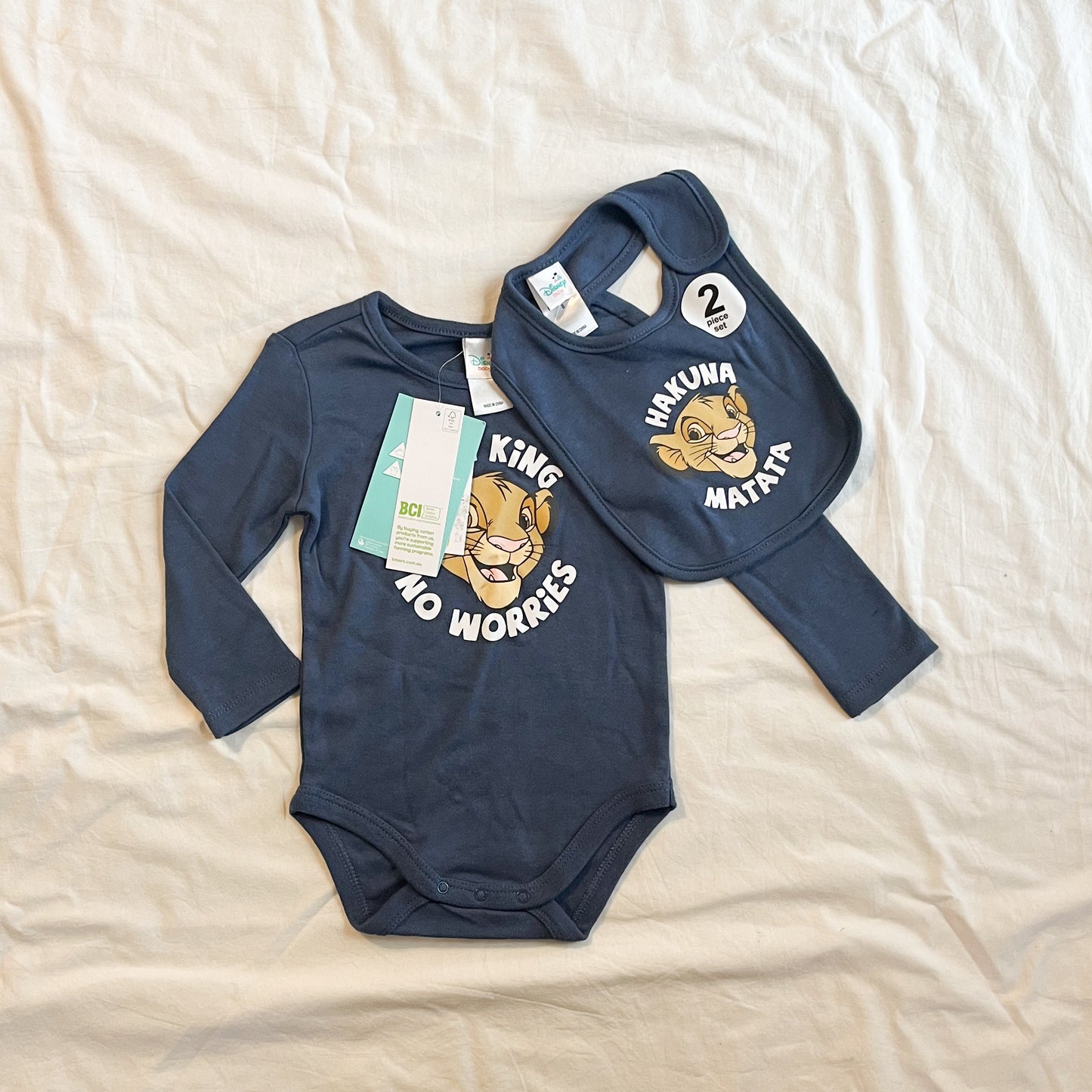 Lion king bodysuit + bib, 6-12m